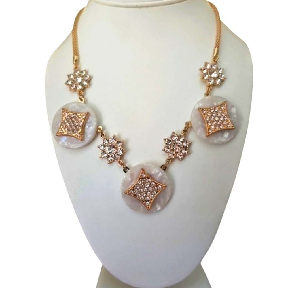 Elegant Gold and Ivory Sparkle Necklace